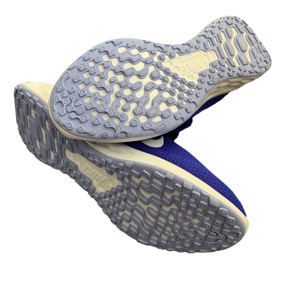 Women’s size 7 - New without Box Nike Sneakers - Picture 5 of 5